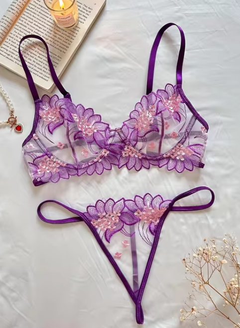 Romantic Lace Set