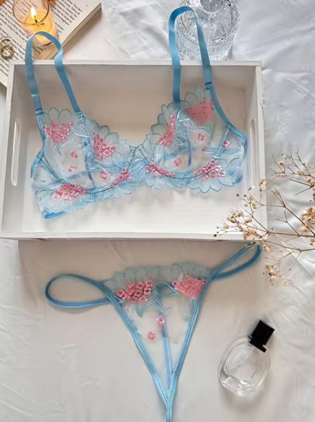 Romantic Lace Set